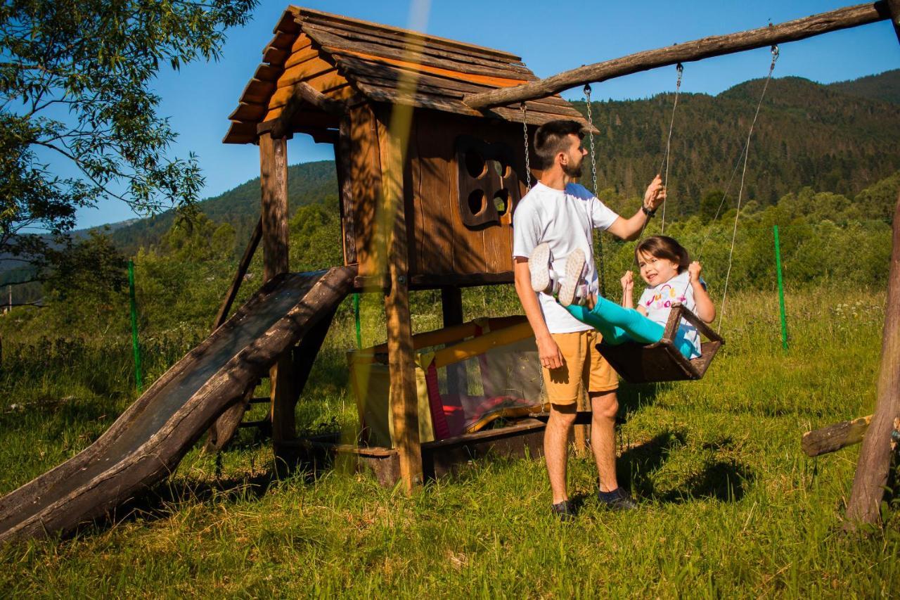Mountains Hut Villa Mykulychyn Luaran gambar